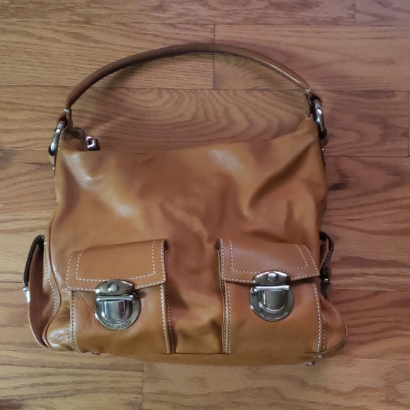 Authentic Marc Jacobs Camel Buckle Bag - Picture 4 of 16